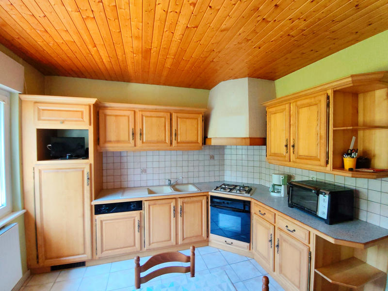 Maison - 121 m² - 6 pièces