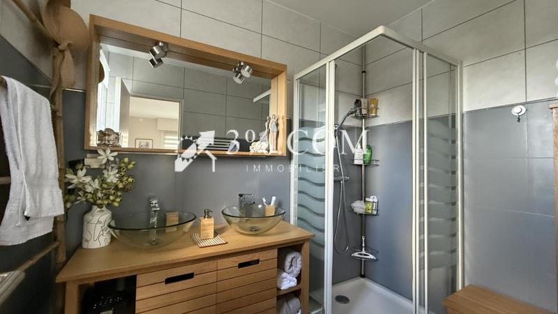 Maison - 157 m² - 6 pièces