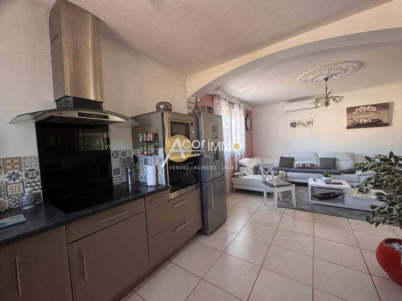 Maison - 97 m² - 4 pièces