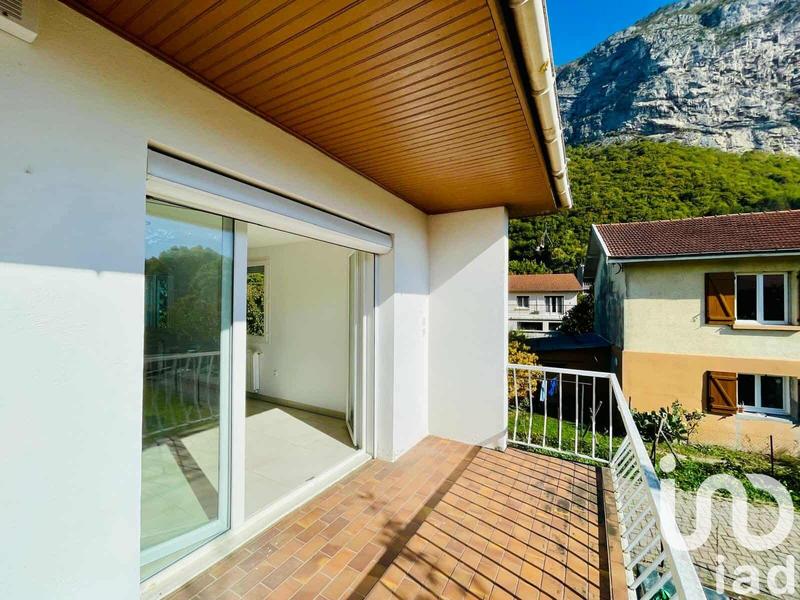 Maison - 82 m² - 5 pièces