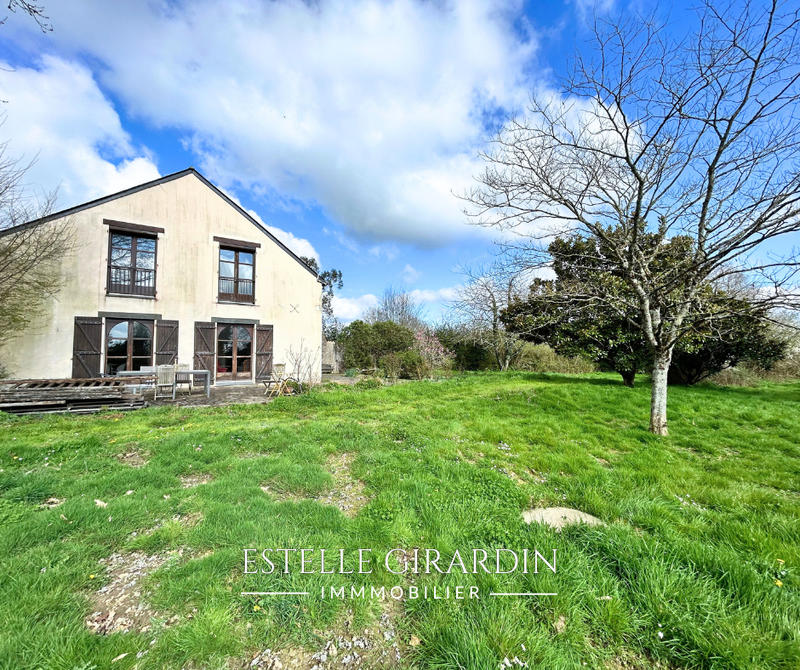 Maison - 210 m² - 7 pièces