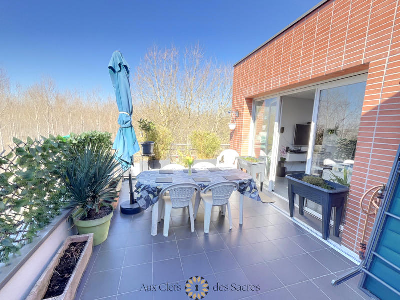 Appartement - 94 m² - 5 pièces