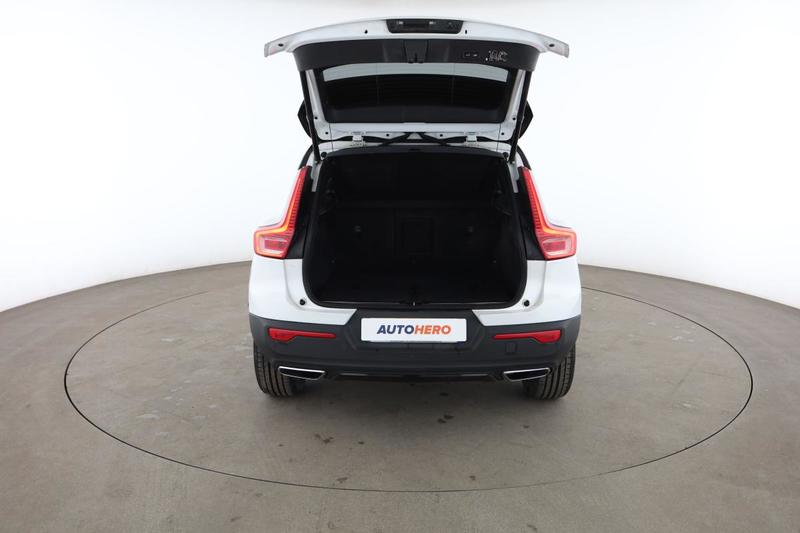 Volvo Xc40 2.0 D3 AdBlue R-Design Geartronic 8 150 ch