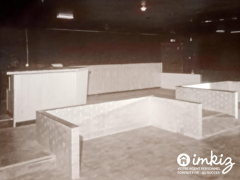 Maison - 532 m² - 10 pièces