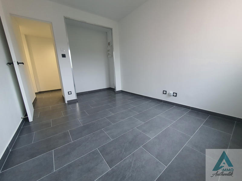 Appartement - 85 m² - 4 pièces