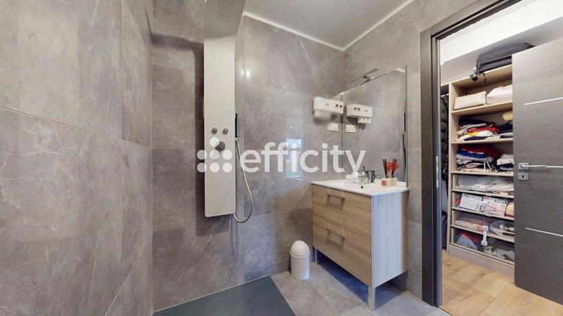 Pavillon - 134 m² - 5 pièces