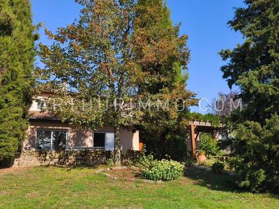 Maison - 180 m² - 7 pièces