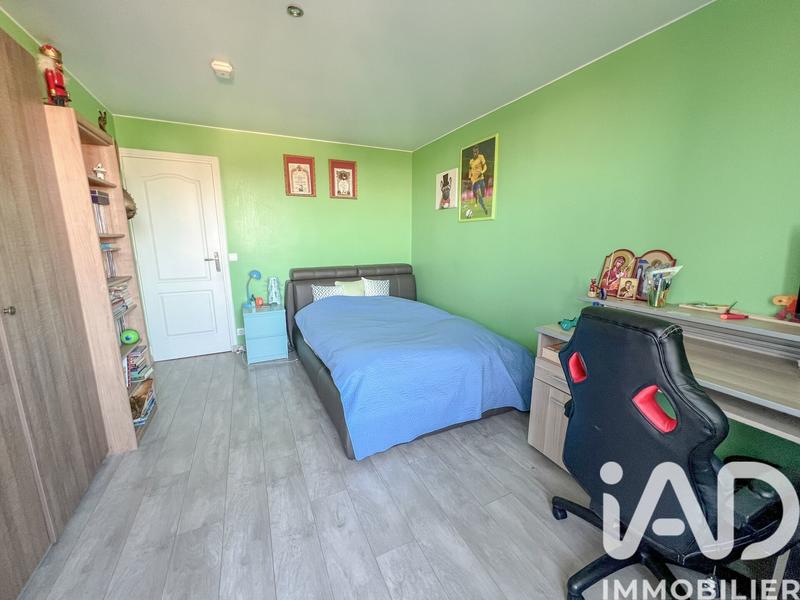 Appartement - 92 m² - 4 pièces