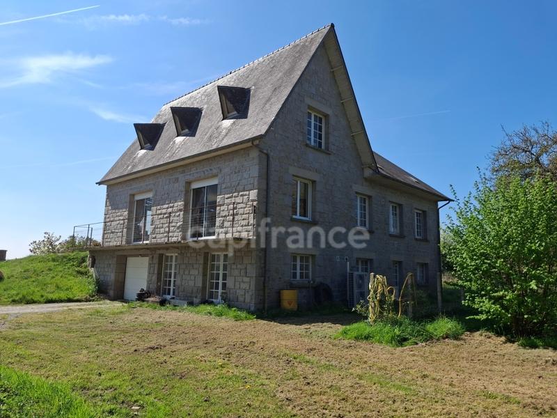 Maison en pierre - 100 m² - 6 pièces