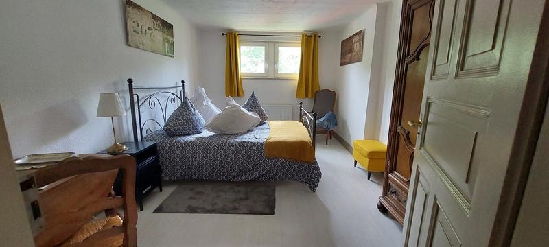 Maison - 252 m² - 11 pièces