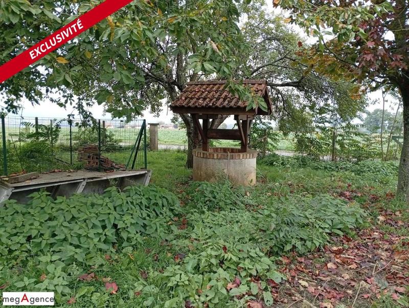 Terrain constructible - 1 800 m²