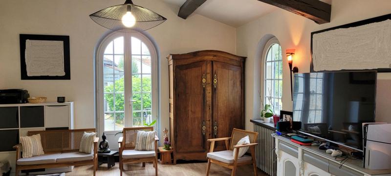 Propriété - 250 m² - 9 pièces