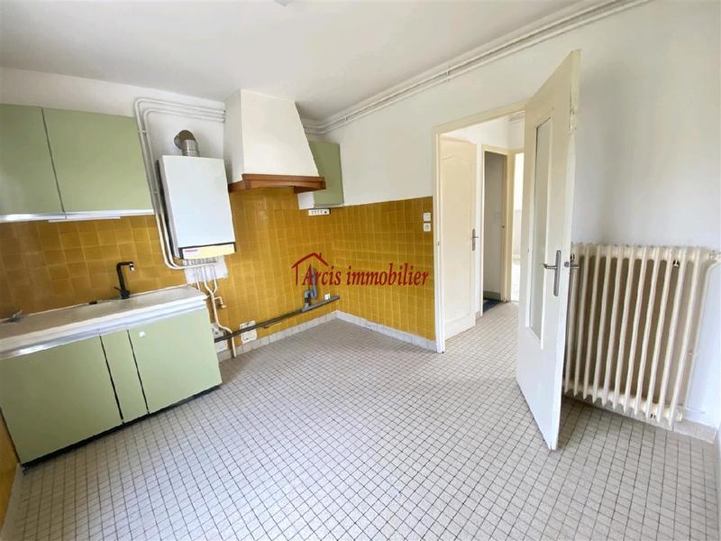 Maison - 96 m² - 5 pièces