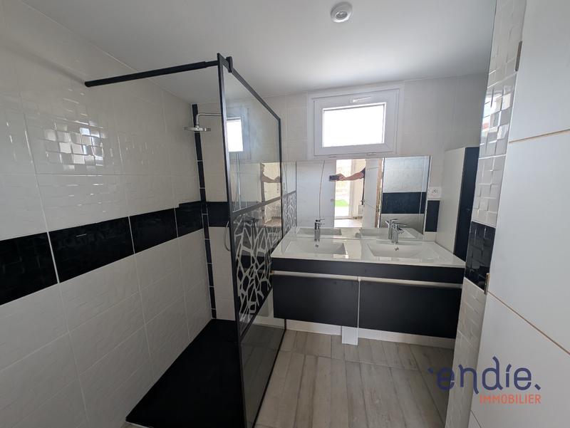 Maison - 86 m² - 4 pièces