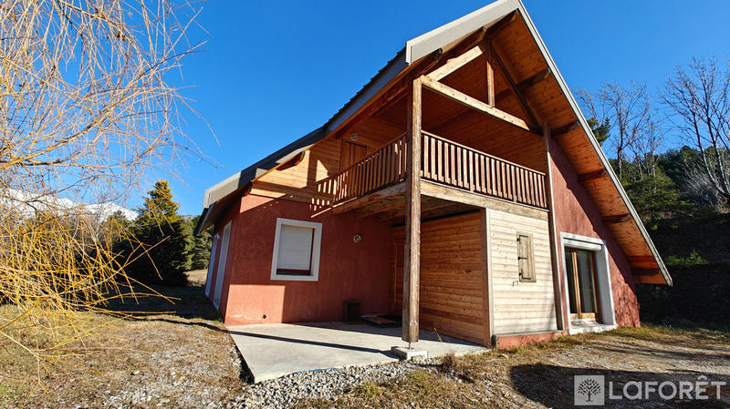 Maison - 96 m² - 2 pièces