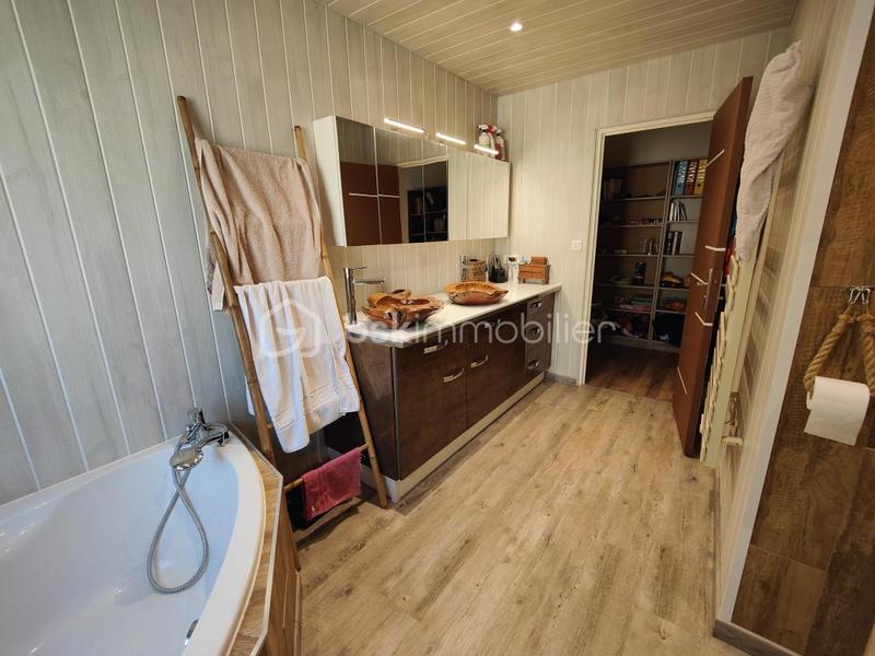 Villa - 163 m² - 5 pièces