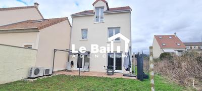 Maison - 152 m² - 6 pièces