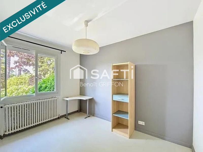 Maison - 137 m² - 8 pièces