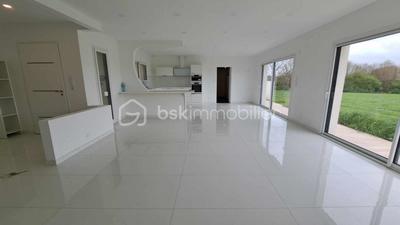 Maison - 142 m² - 5 pièces