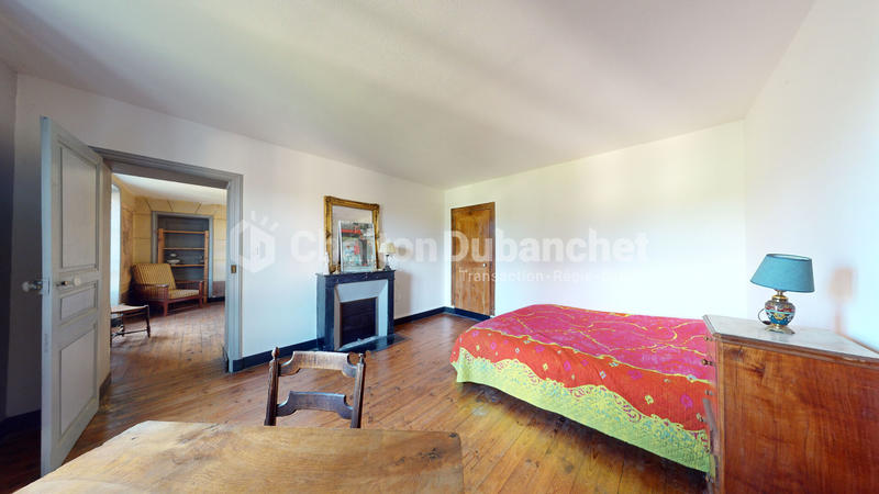 Maison - 466 m² - 17 pièces