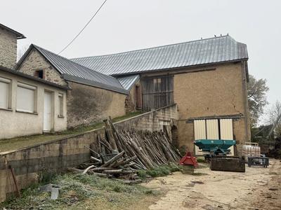 Ferme - 250 m² - 9 pièces