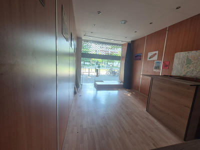 Local commercial - 34 m² - 2 pièces