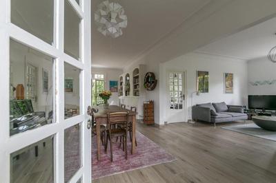 Propriété - 200 m² - 8 pièces