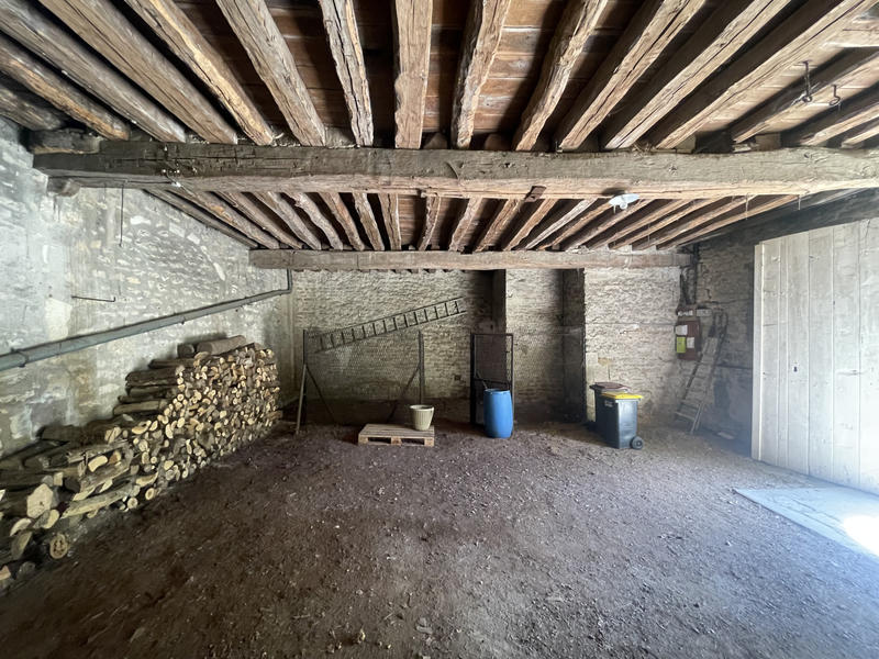 Maison - 330 m² - 10 pièces