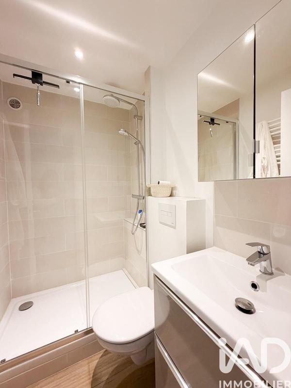 Maison - 321 m² - 10 pièces