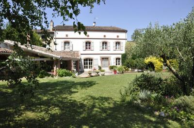 Maison - 525 m² - 10 pièces