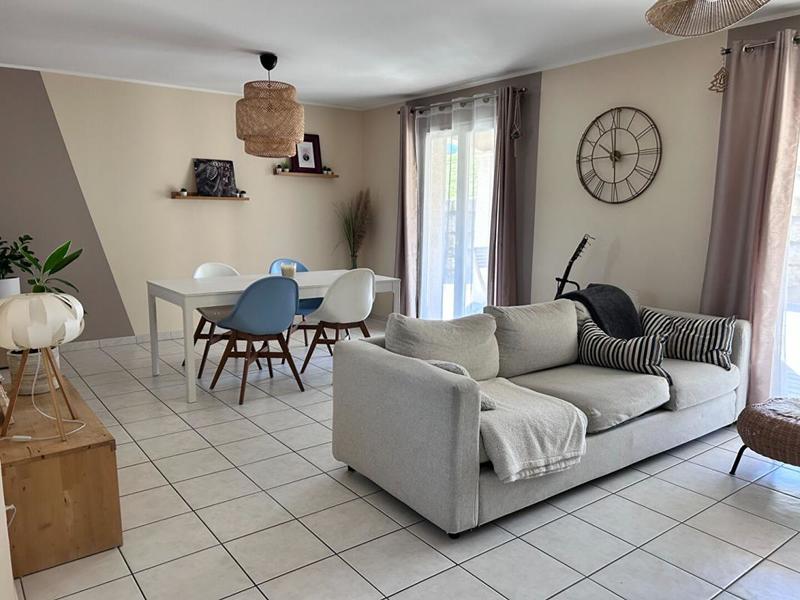 Maison - 104 m² - 6 pièces