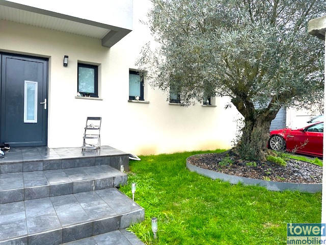 Maison - 163 m² - 6 pièces