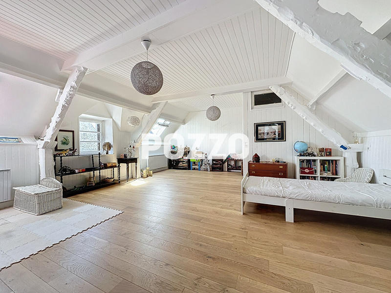 Maison - 160 m² - 6 pièces