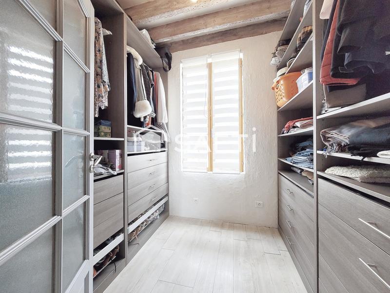 Maison - 159 m² - 6 pièces