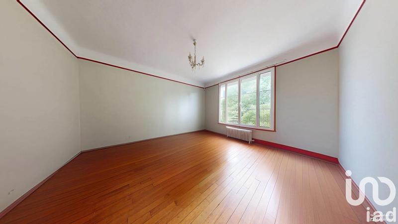 Maison - 211 m² - 7 pièces