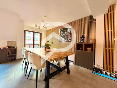 Appartement - 106 m² - 5 pièces