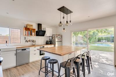 Maison - 135 m² - 4 pièces