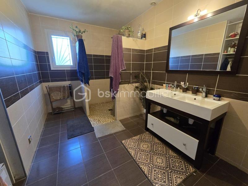 Villa - 110 m² - 5 pièces