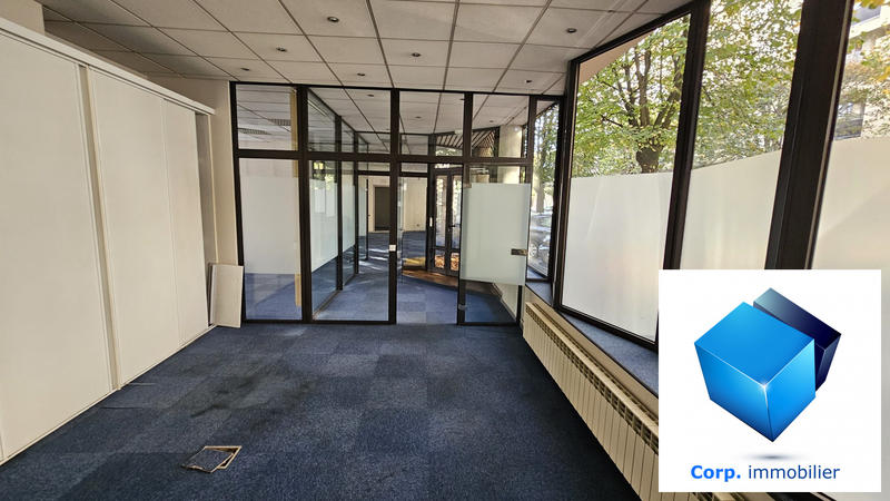 Local commercial - 200 m²