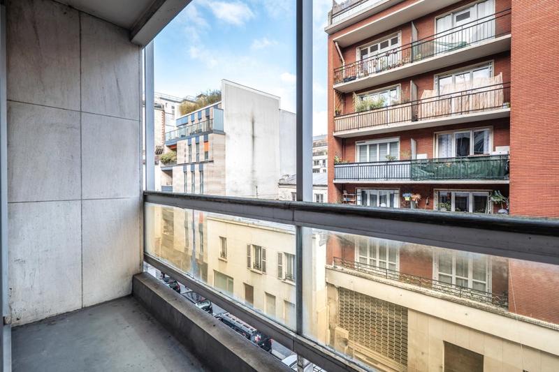 Studio - 14 m² - 1 pièce