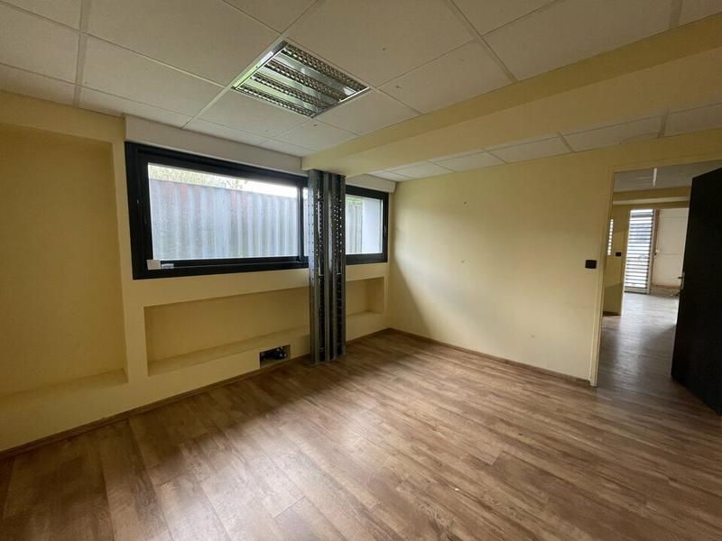 Local commercial - 300 m²