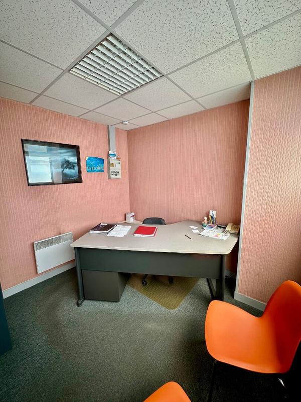 Bureau - 102 m²