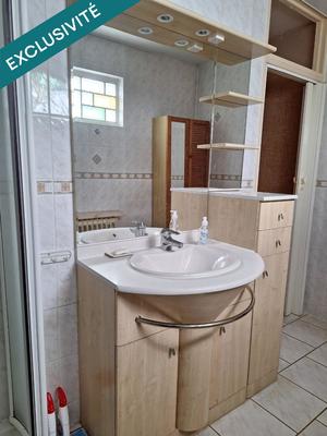 Maison - 80 m² - 7 pièces