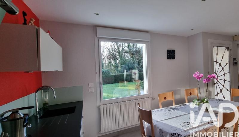 Maison - 183 m² - 8 pièces