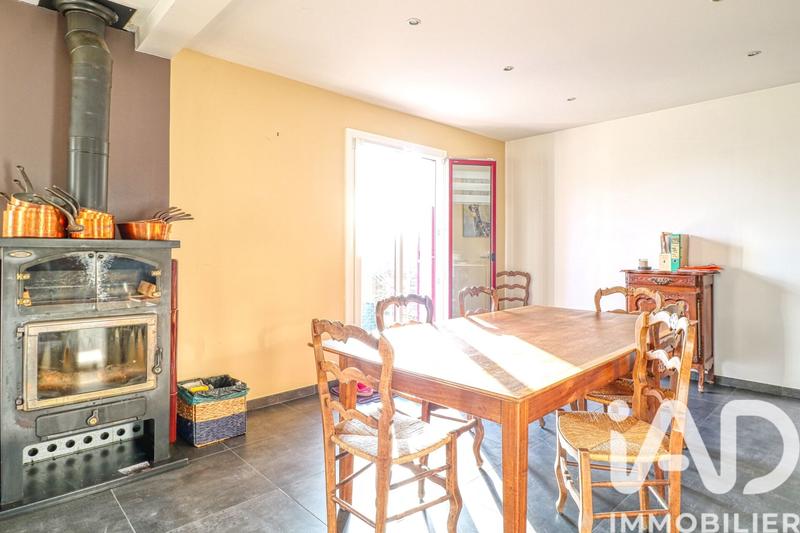 Maison - 123 m² - 8 pièces