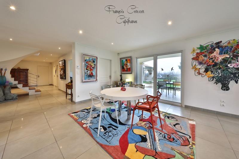 Maison - 210 m² - 6 pièces