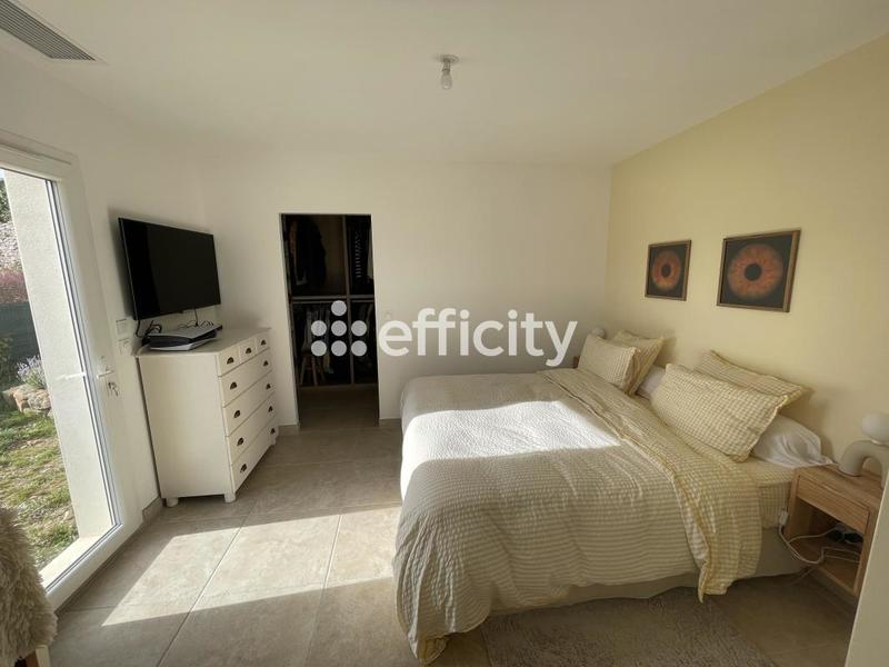 Villa - 90 m² - 4 pièces