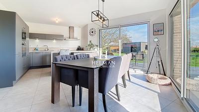 Maison - 130 m² - 4 pièces