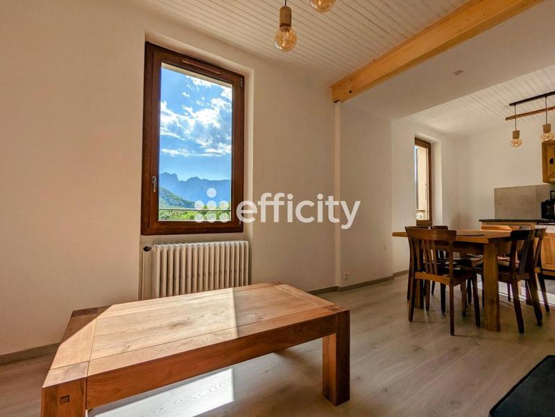 Appartement - 72 m² - 4 pièces