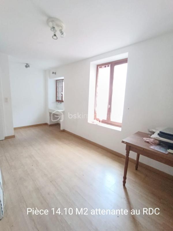 Immeuble - 90 m² - 6 pièces